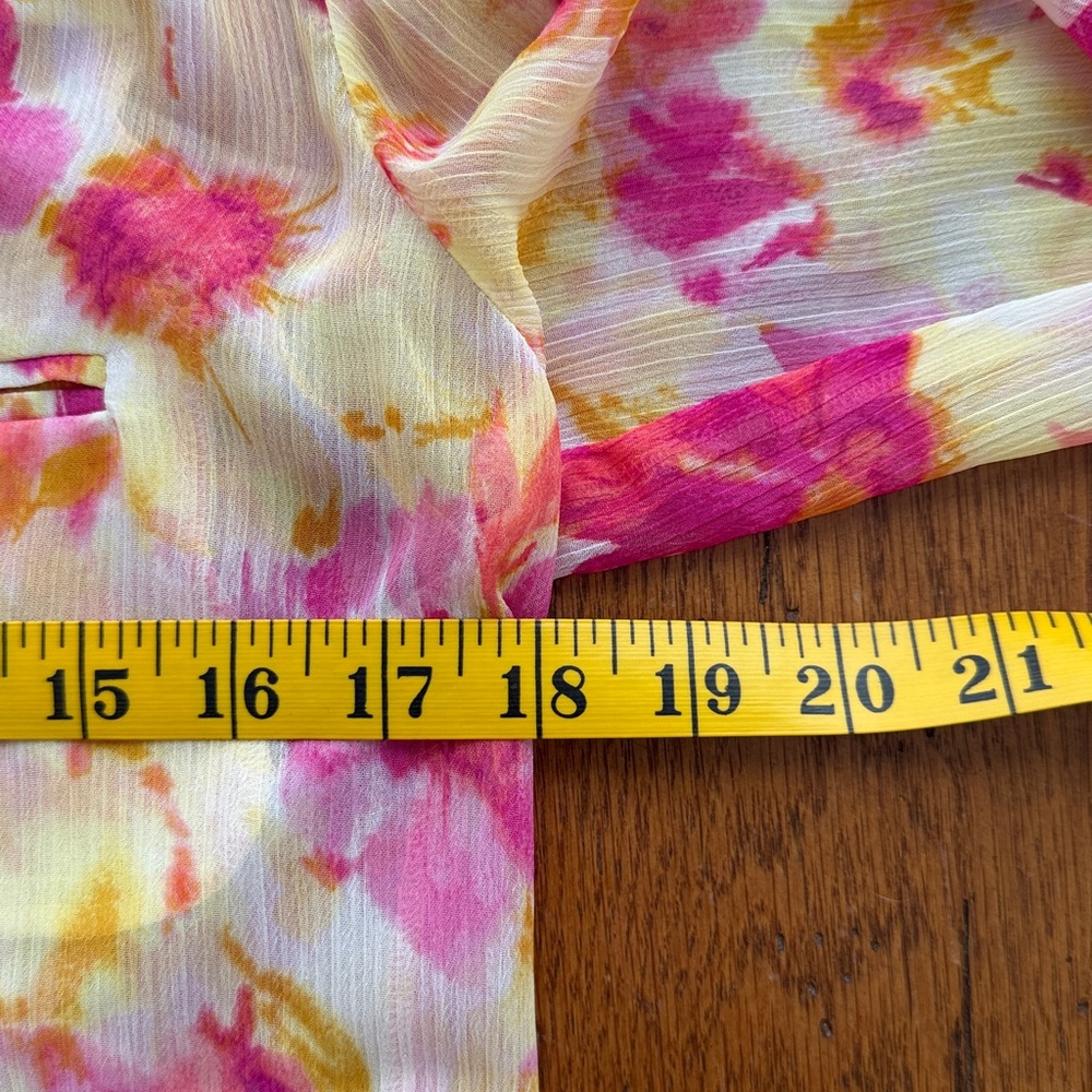 Kut from Kloth Floral Blouse - Picture 6 of 8